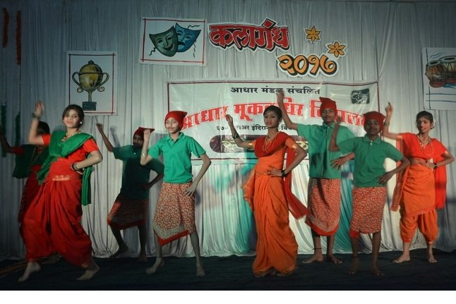 Makar Sankrman Utsav,Jan 2014,Shri Ravi Pandit & DCP  Shri Vishwas Pandhare,hounrable guests