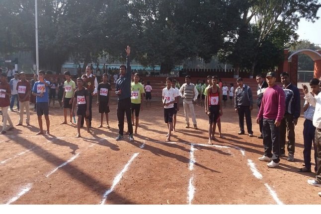 Makar Sankrman Utsav,Jan 2014,Shri Ravi Pandit & DCP  Shri Vishwas Pandhare,hounrable guests